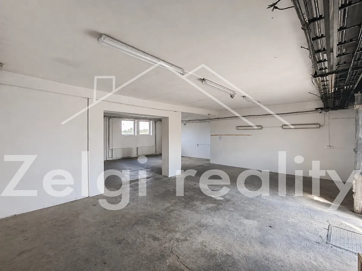 Pronájem skladového prostoru 112 m²